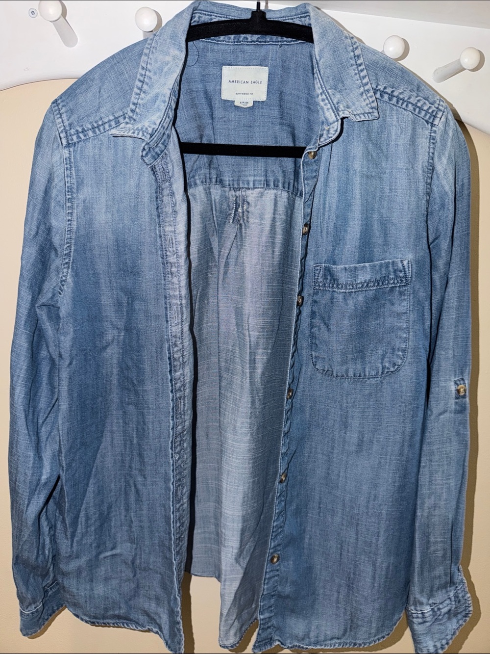 American Eagle Boyfriend Fit Chambray Shirt Jacket in Light Blue